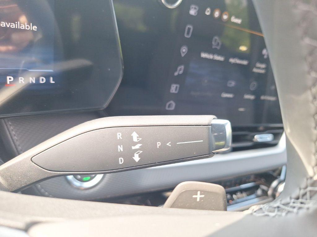 new 2026 Chevrolet Equinox car, priced at $27,650