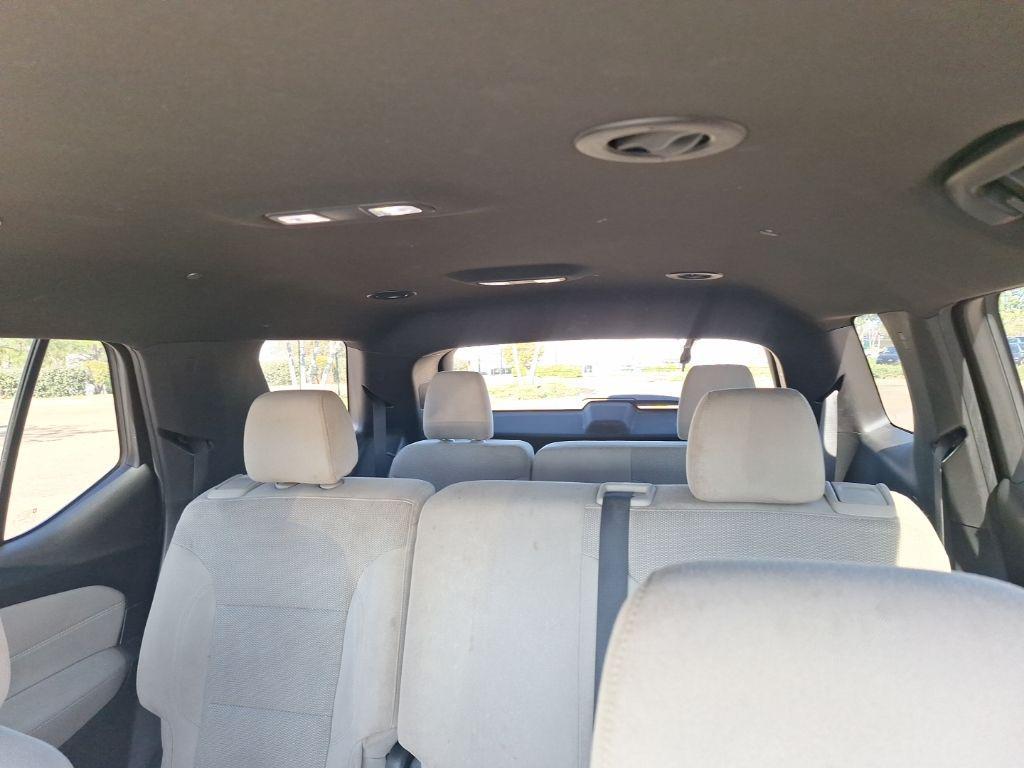 used 2023 Chevrolet Traverse car, priced at $19,700