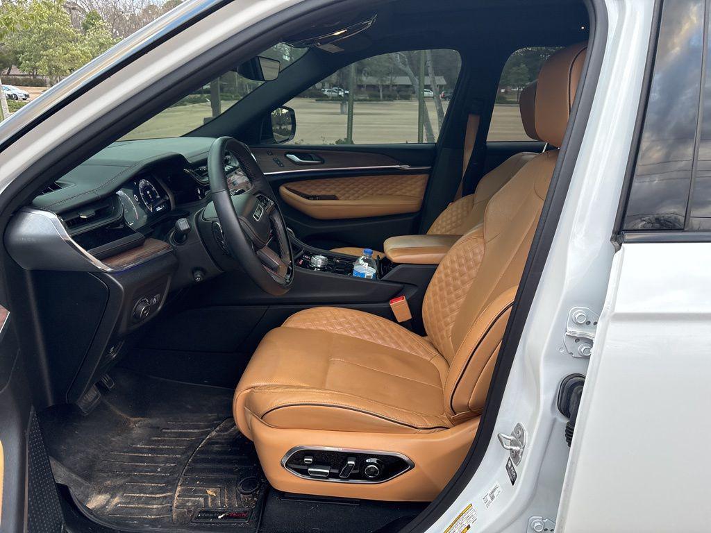 used 2023 Jeep Grand Cherokee L car, priced at $37,775