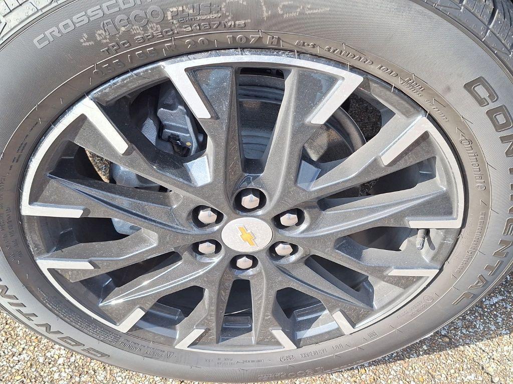 new 2026 Chevrolet Traverse car, priced at $44,350