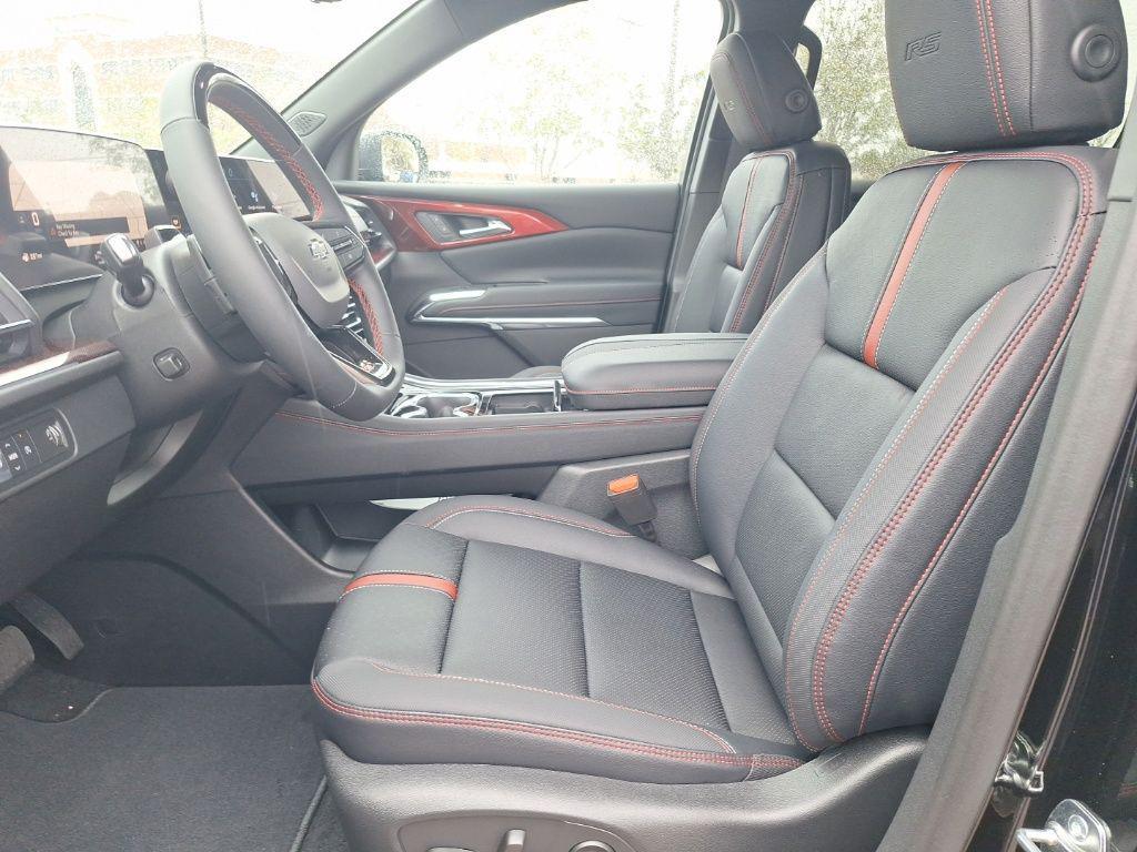 new 2026 Chevrolet Traverse car, priced at $56,055