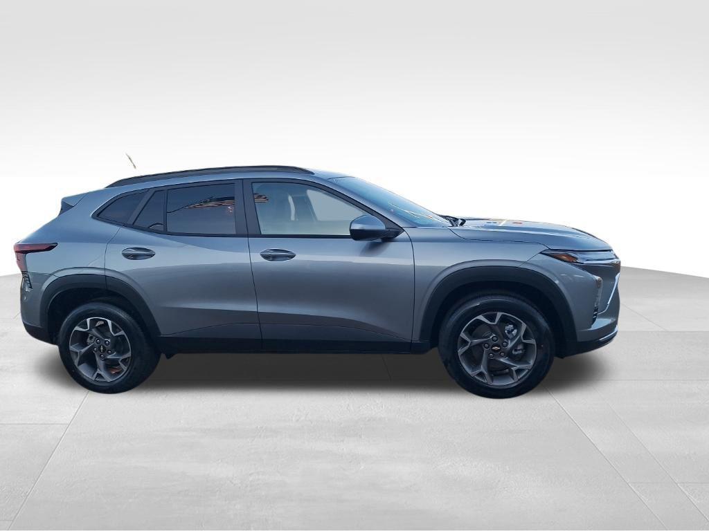 new 2026 Chevrolet Trax car, priced at $25,093