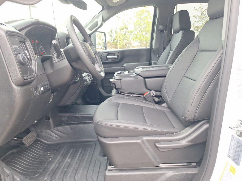 new 2025 Chevrolet Silverado 2500 car, priced at $64,753