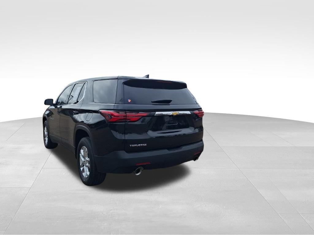 used 2023 Chevrolet Traverse car, priced at $21,900