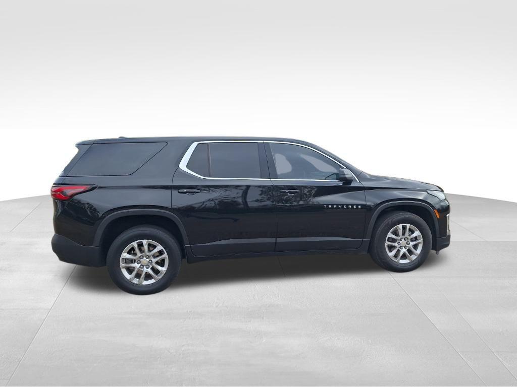 used 2023 Chevrolet Traverse car, priced at $21,900