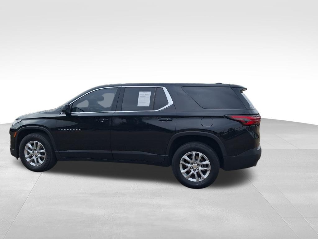 used 2023 Chevrolet Traverse car, priced at $21,900