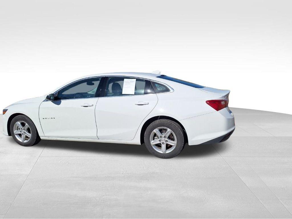 used 2024 Chevrolet Malibu car, priced at $19,370
