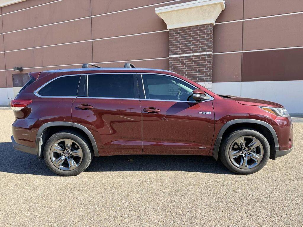 used 2017 Toyota Highlander Hybrid car, priced at $20,999