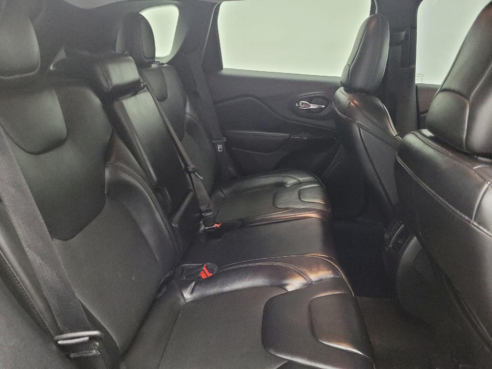 used 2020 Jeep Cherokee car, priced at $16,295