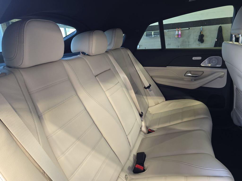 new 2026 Mercedes-Benz GLE 450 car, priced at $91,080