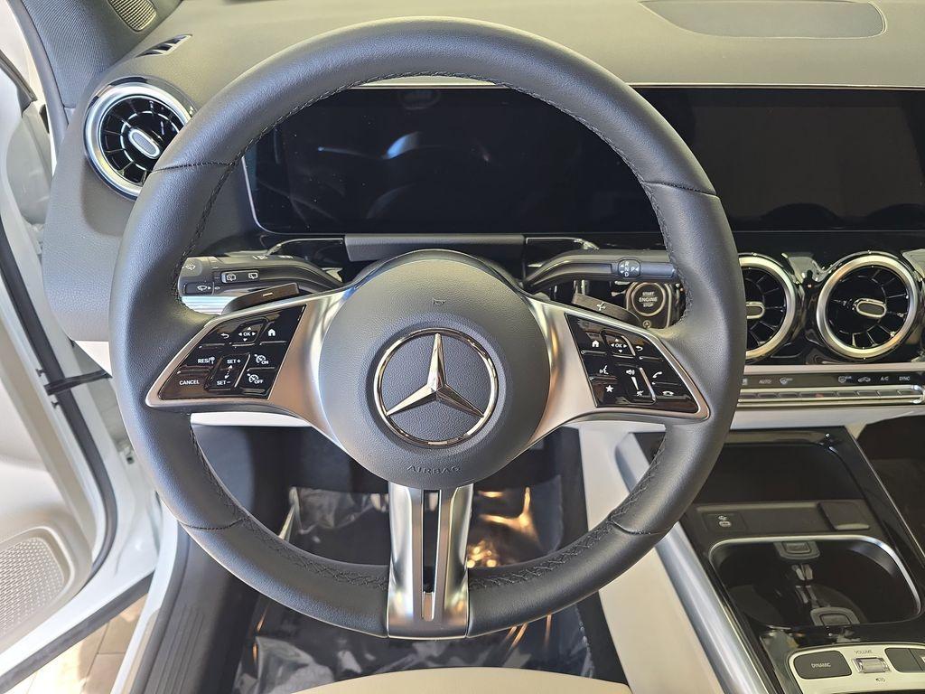 used 2026 Mercedes-Benz GLA 250 car, priced at $45,000