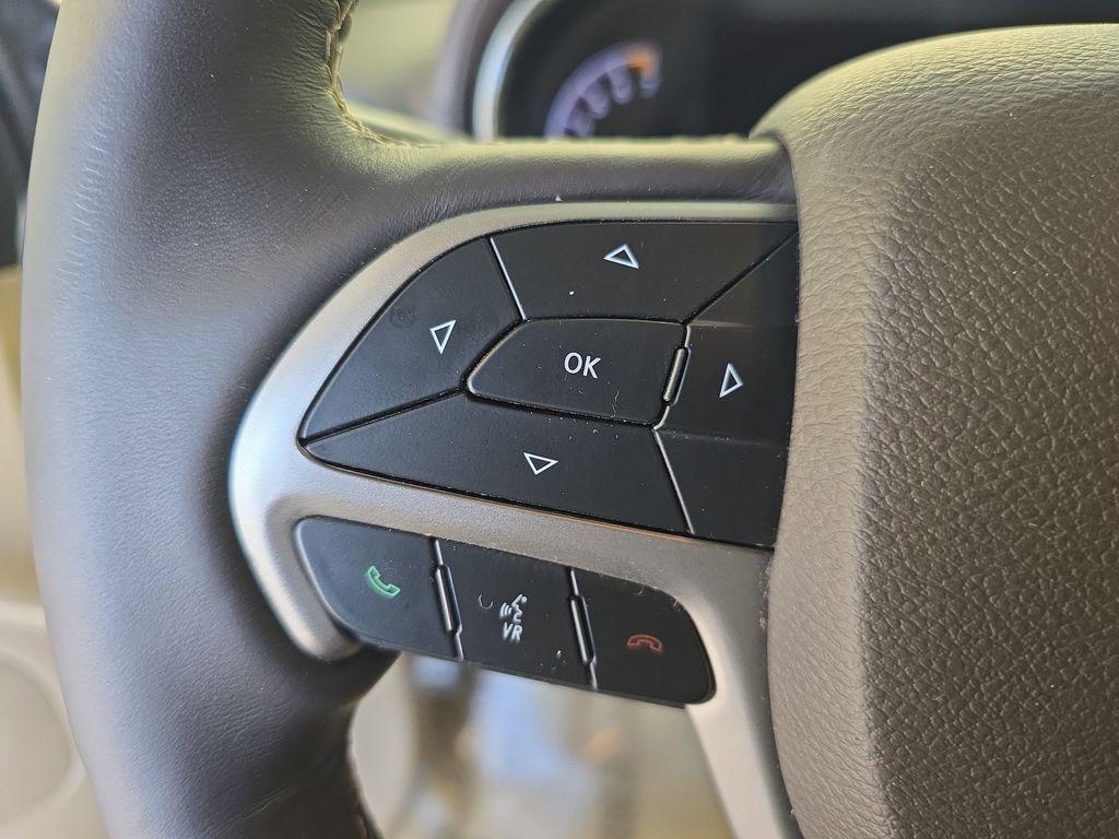 used 2021 Jeep Grand Cherokee car, priced at $29,500