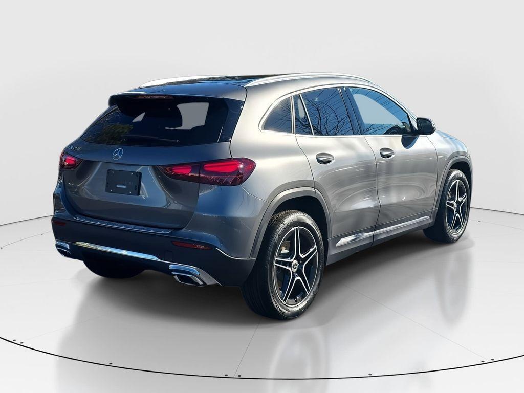 new 2026 Mercedes-Benz GLA 250 car, priced at $46,595