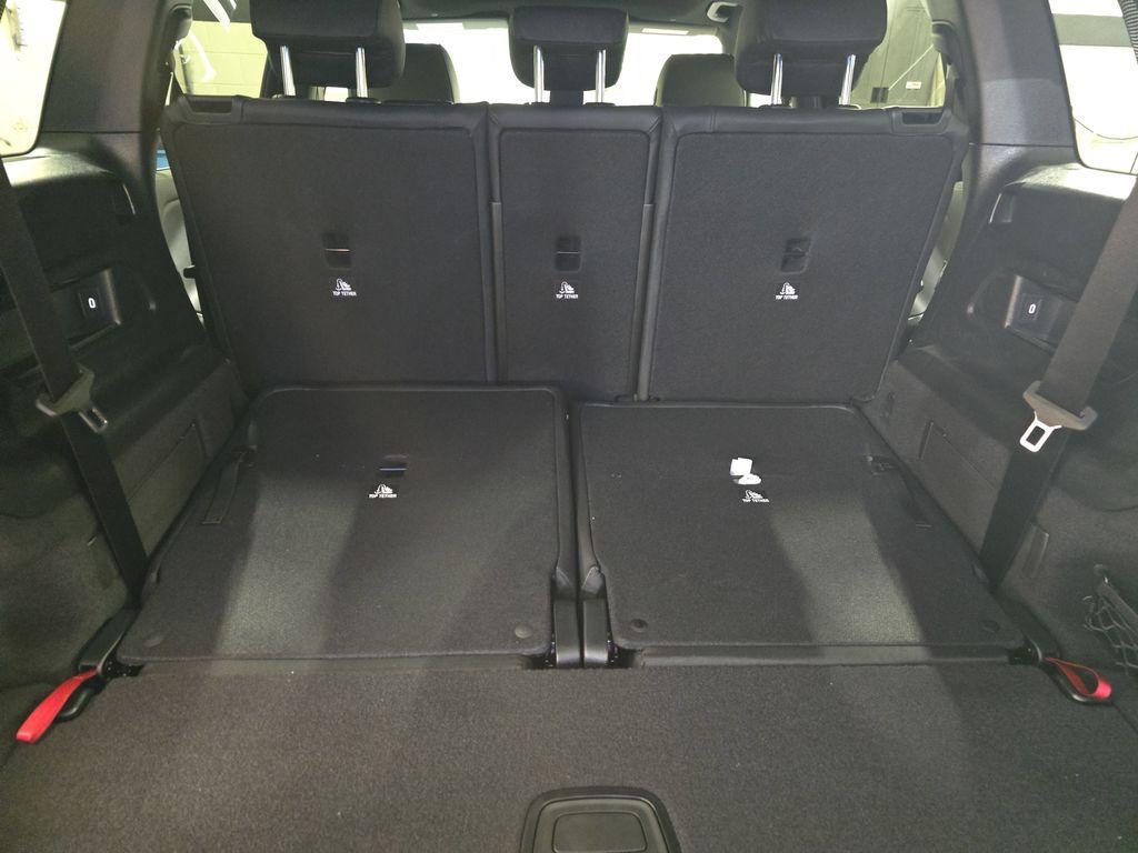 new 2026 Mercedes-Benz GLB 250 car, priced at $48,185