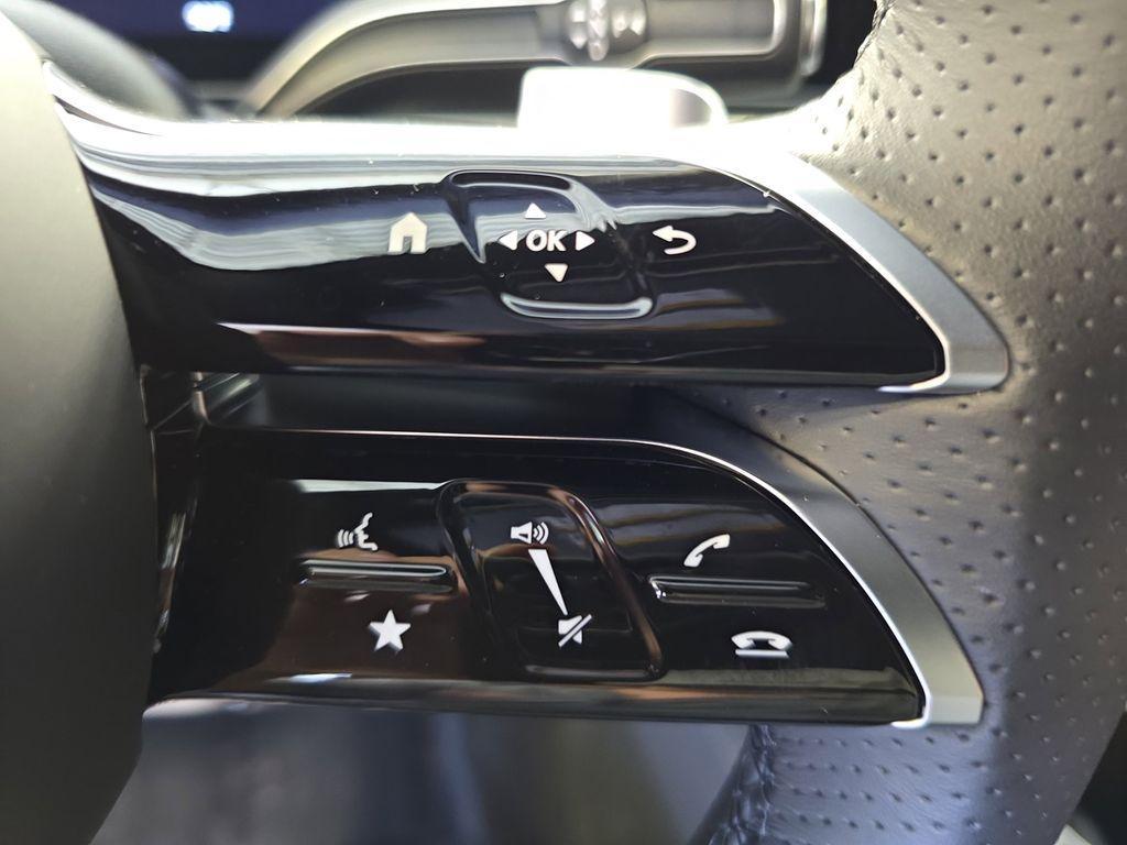 new 2025 Mercedes-Benz GLS 450 car, priced at $94,185