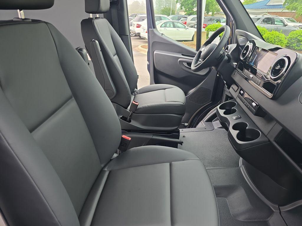 new 2025 Mercedes-Benz Sprinter 2500 car, priced at $73,029