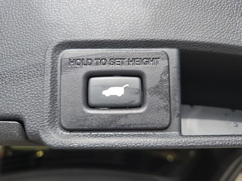 used 2020 Acura RDX car, priced at $27,000