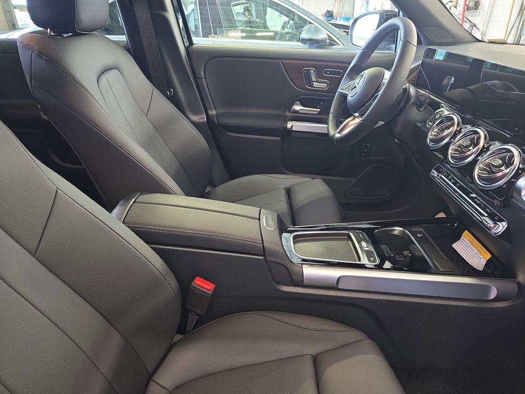 new 2026 Mercedes-Benz GLB 250 car, priced at $50,645