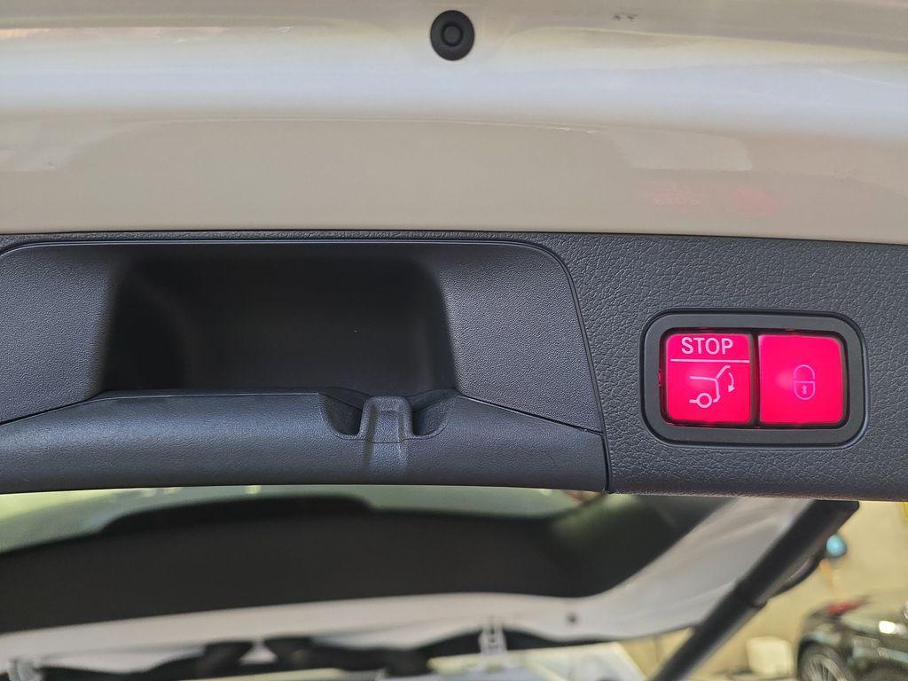 used 2025 Mercedes-Benz GLB 250 car, priced at $42,668