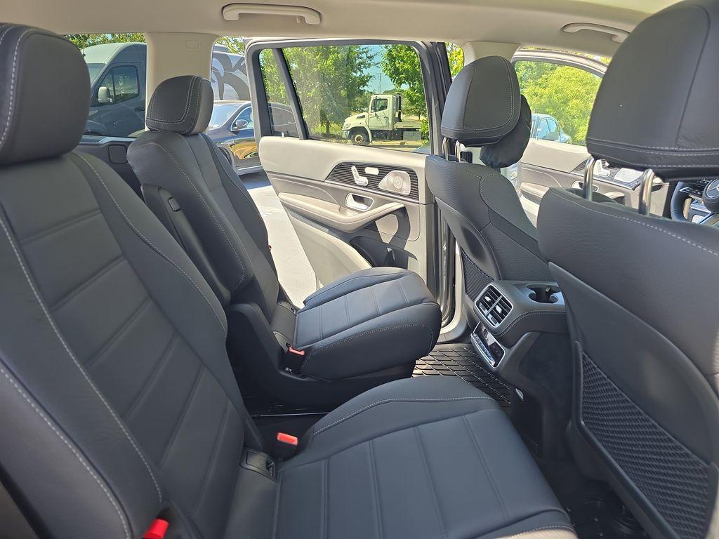 new 2026 Mercedes-Benz GLS 450 car, priced at $103,040