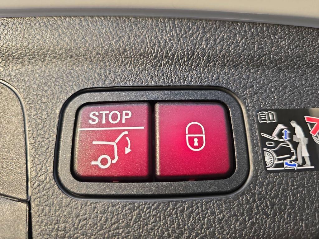 new 2026 Mercedes-Benz GLE 350 car, priced at $75,950