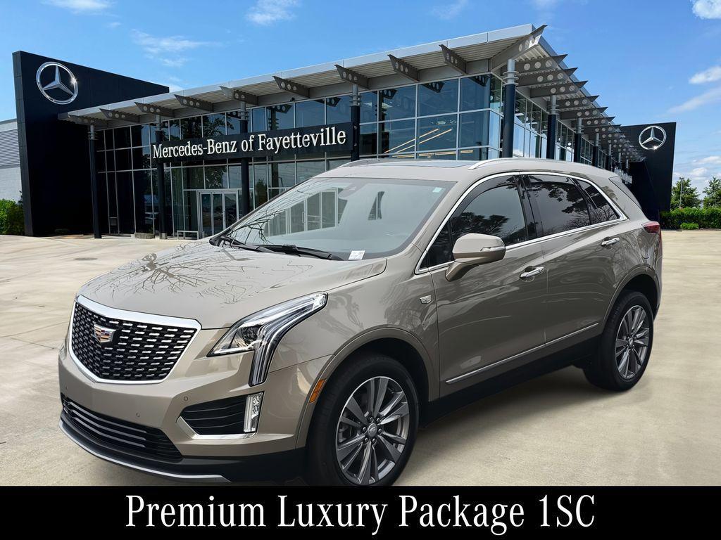 used 2022 Cadillac XT5 car, priced at $24,000