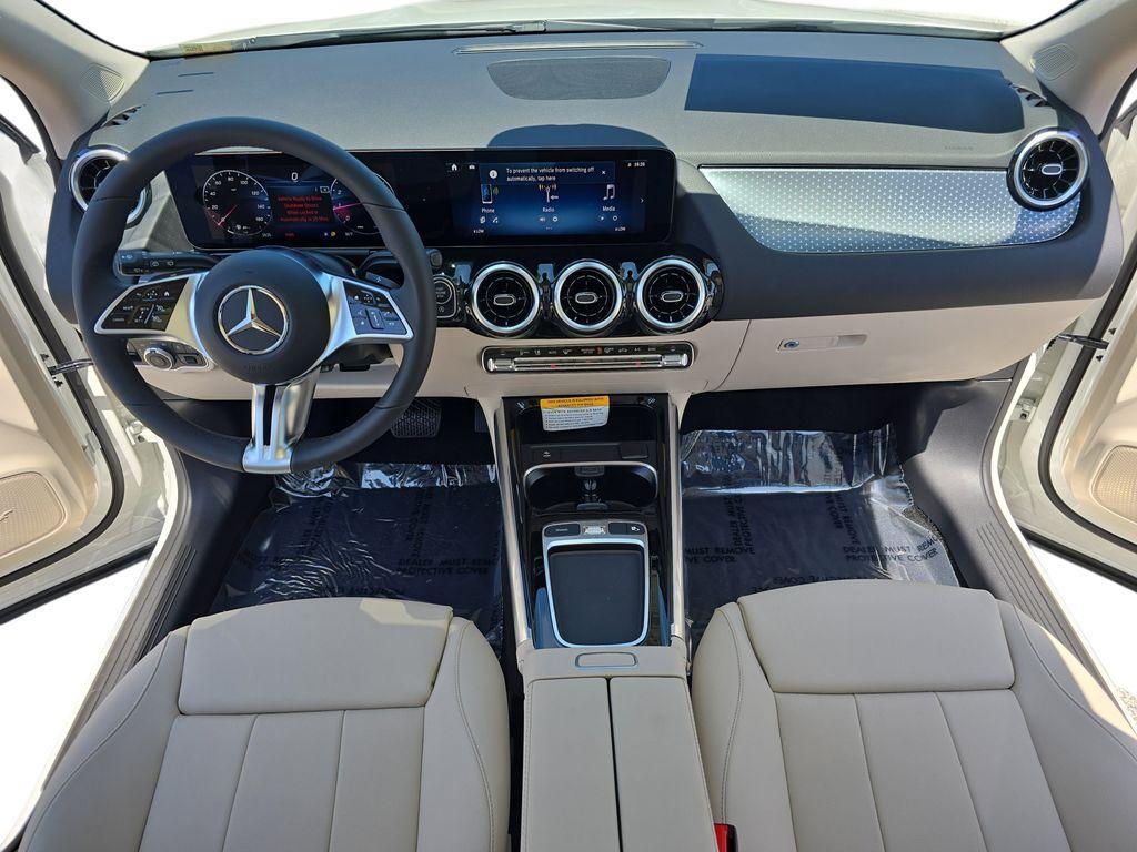 new 2026 Mercedes-Benz GLA 250 car, priced at $48,980