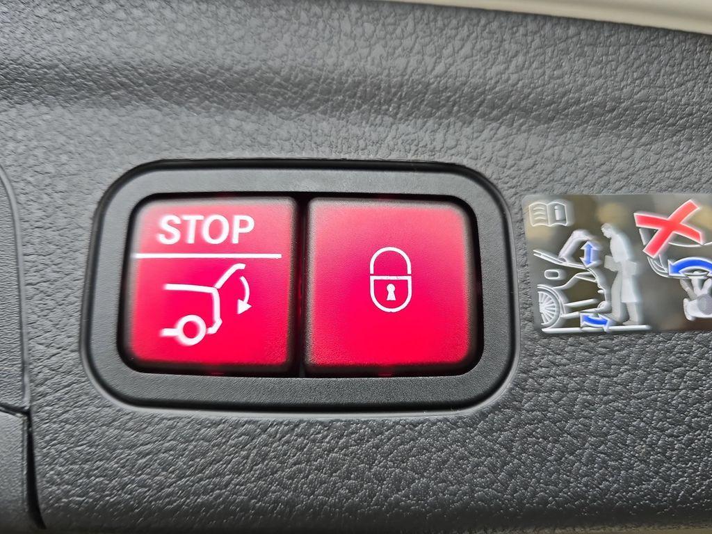 new 2026 Mercedes-Benz GLE 350 car, priced at $75,835