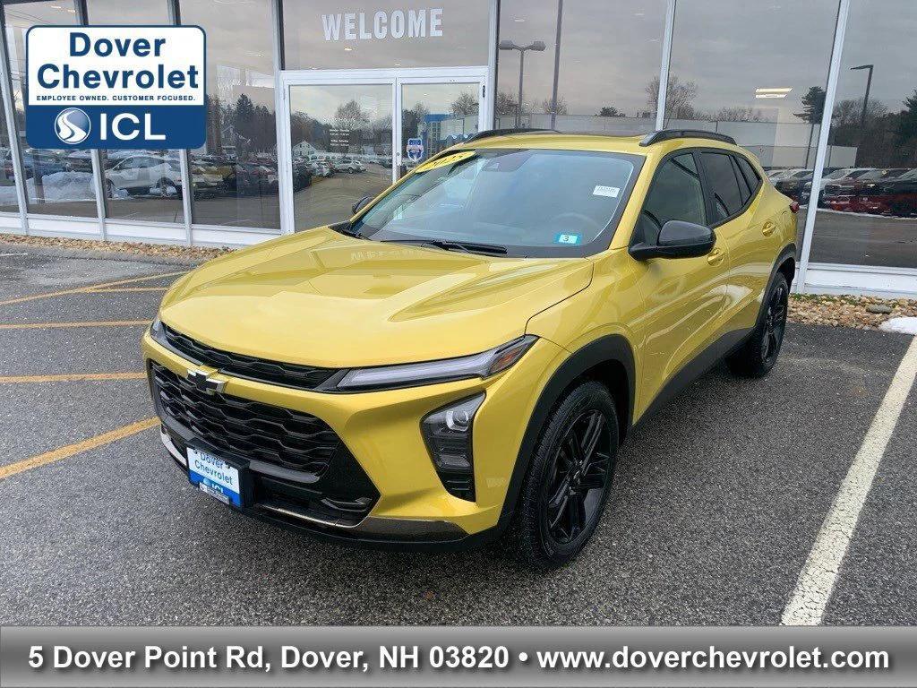 used 2025 Chevrolet Trax car, priced at $23,887