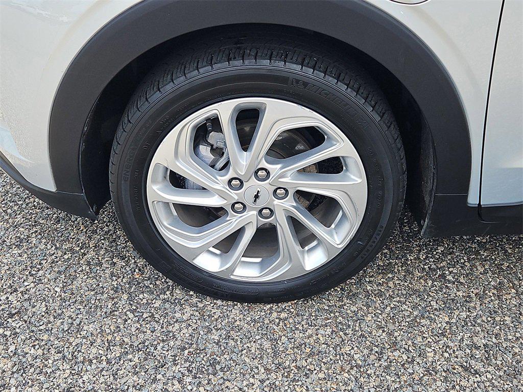 used 2023 Chevrolet Bolt EUV car, priced at $17,364