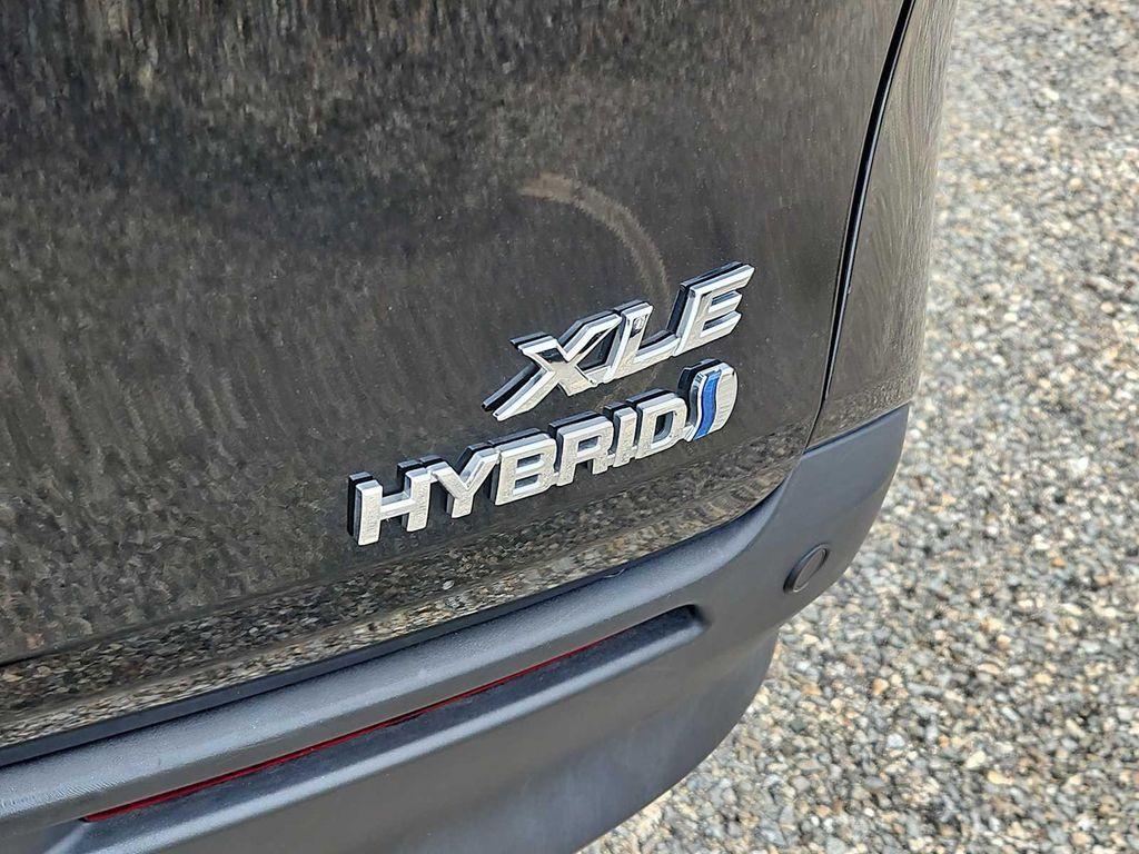 used 2023 Toyota Sienna car, priced at $39,995