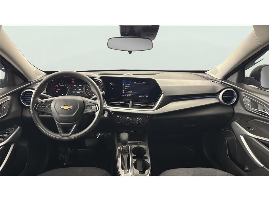 used 2024 Chevrolet Trax car, priced at $20,999