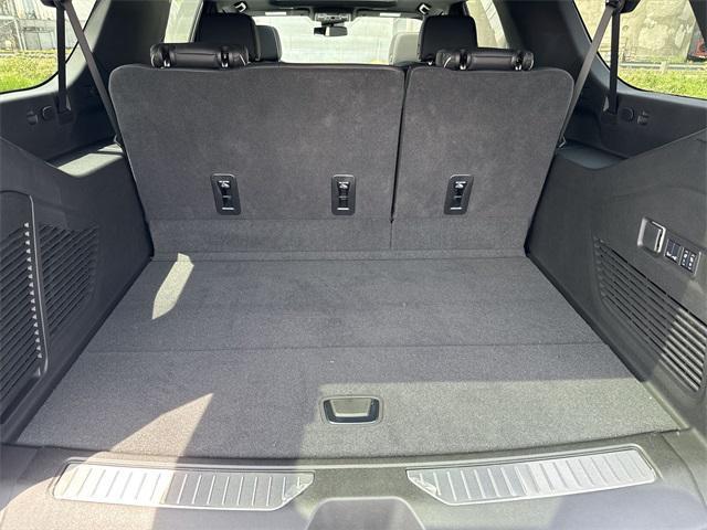 new 2025 Chevrolet Suburban car, priced at $78,380