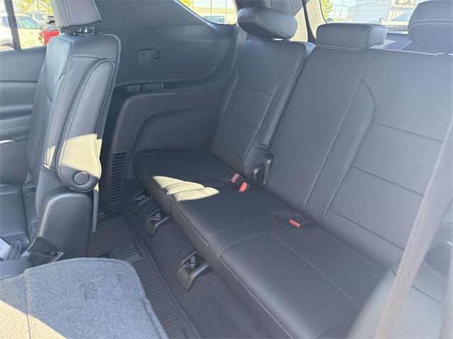 new 2026 Chevrolet Traverse car, priced at $43,846