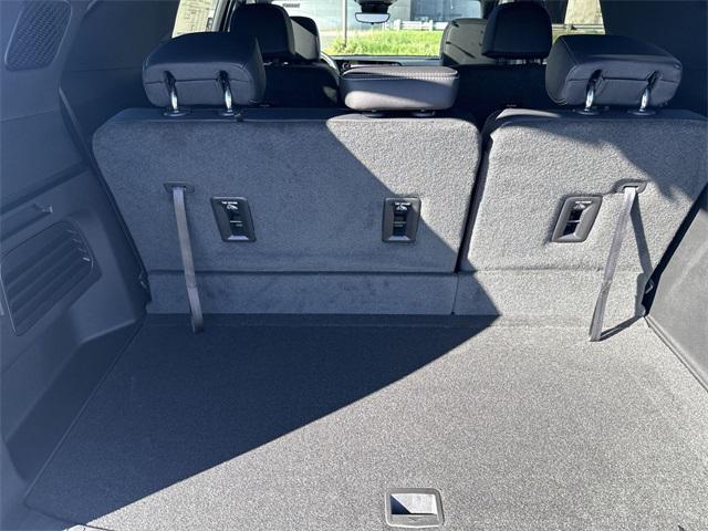 new 2026 Chevrolet Traverse car, priced at $43,846