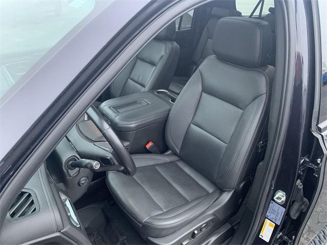 used 2022 Chevrolet Suburban car, priced at $46,000