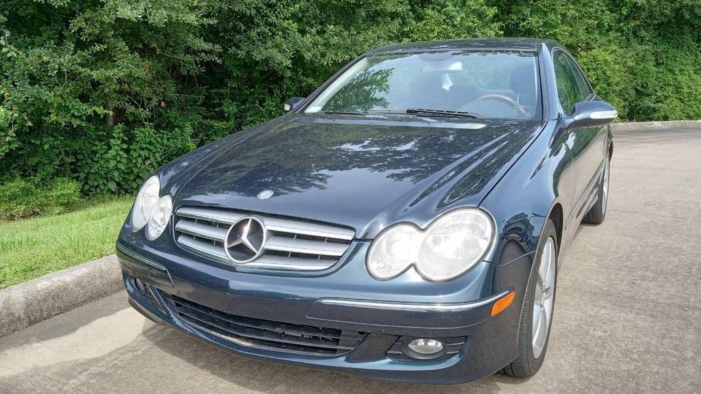 used 2006 Mercedes-Benz CLK-Class car, priced at $9,500
