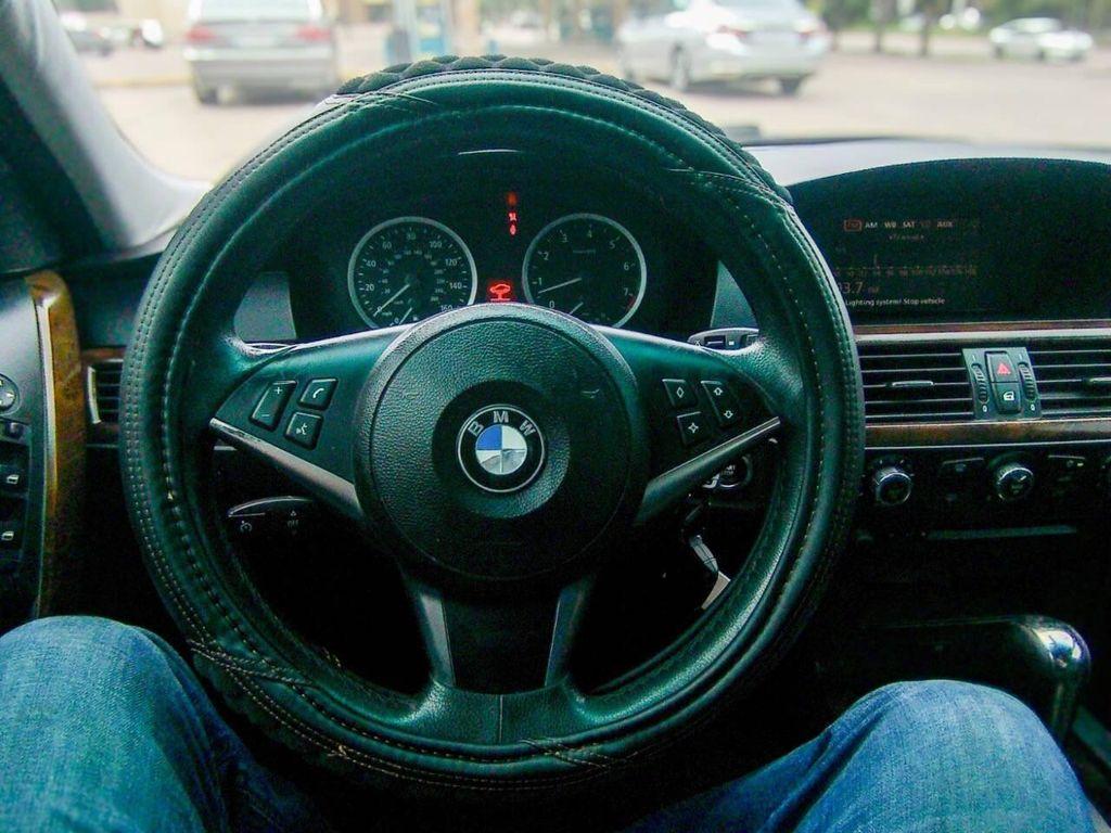 used 2007 BMW 525 car, priced at $5,500