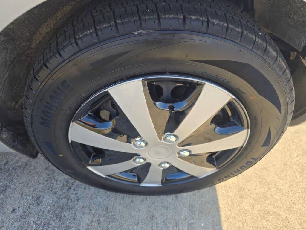 used 2016 Nissan Versa Note car, priced at $6,000