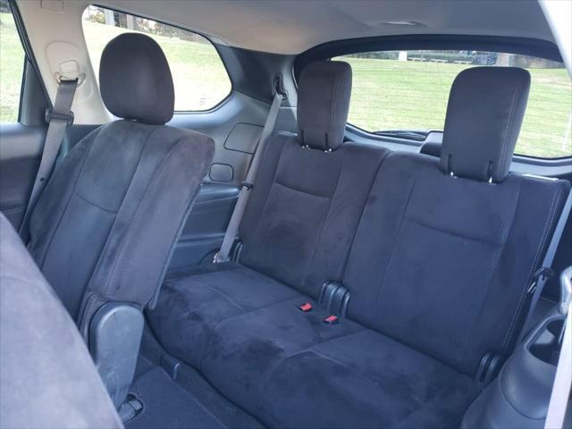 used 2014 Nissan Pathfinder car, priced at $8,000