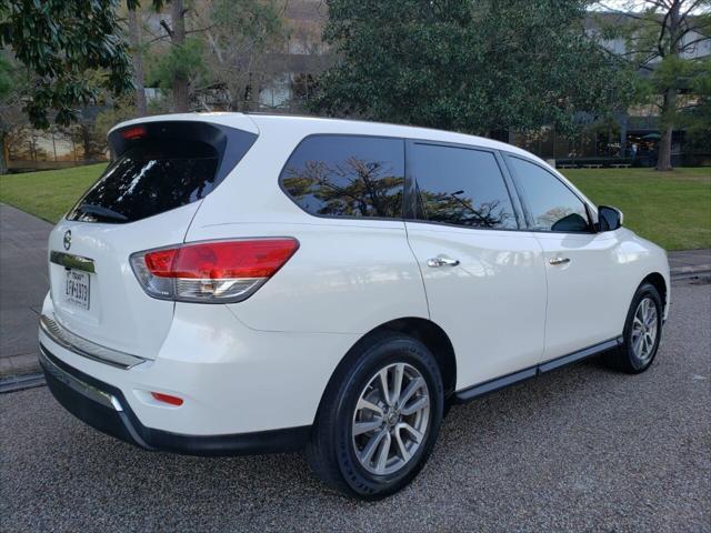 used 2014 Nissan Pathfinder car, priced at $8,000