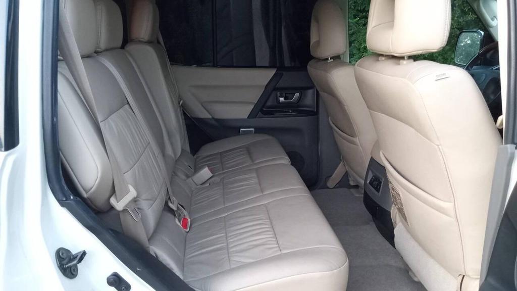 used 2006 Mitsubishi Montero car, priced at $19,999