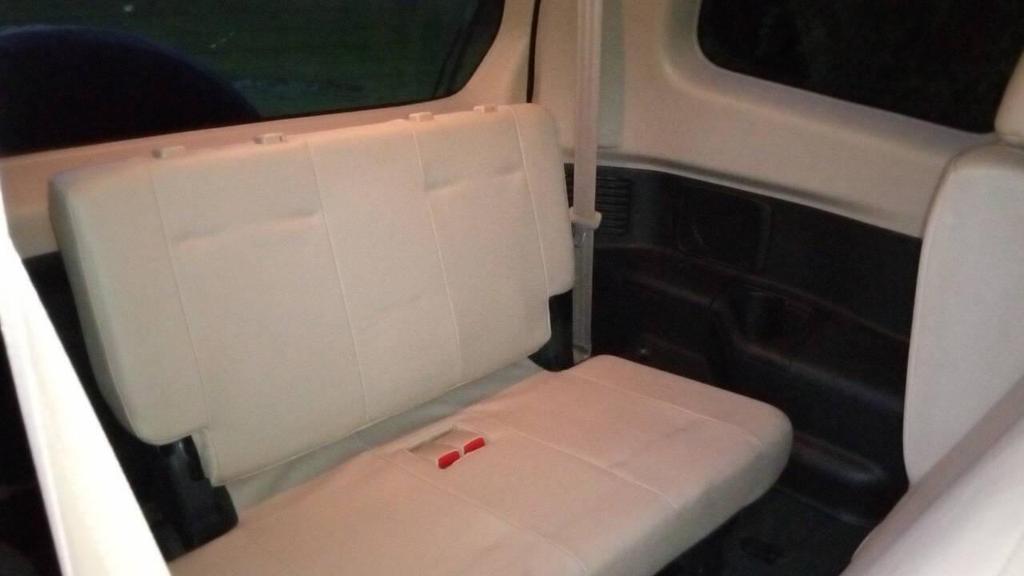 used 2006 Mitsubishi Montero car, priced at $19,999