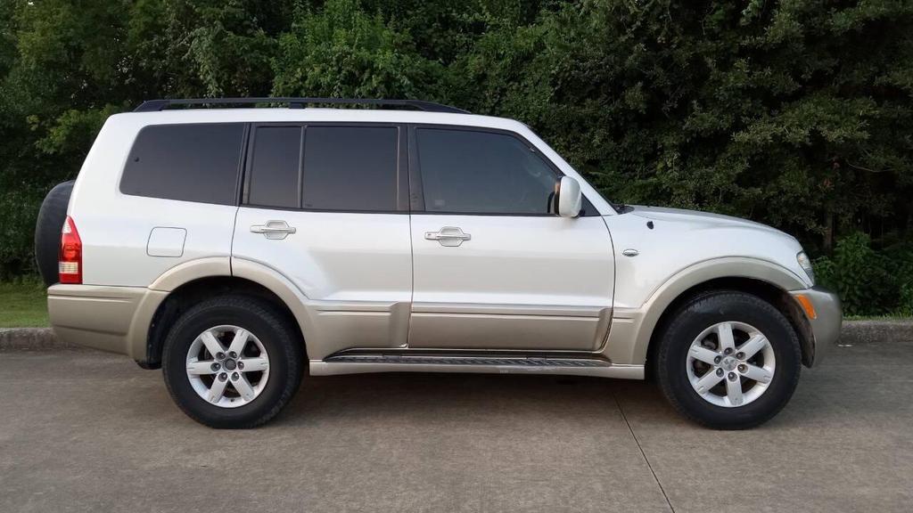 used 2006 Mitsubishi Montero car, priced at $19,999