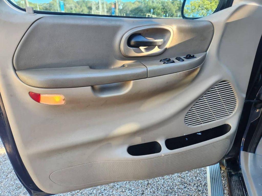 used 2002 Ford F-150 car, priced at $7,500