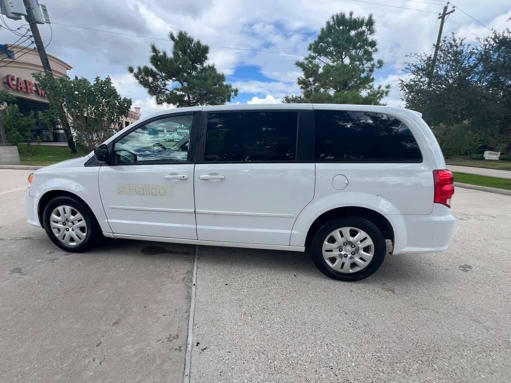 used 2016 Dodge Grand Caravan car, priced at $4,000