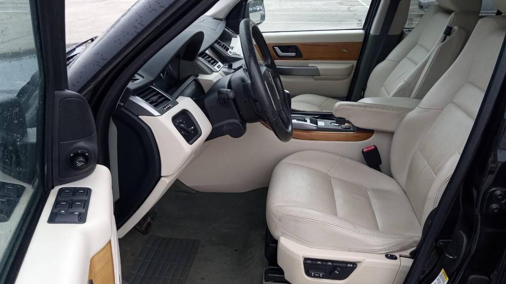 used 2006 Land Rover Range Rover Sport car, priced at $8,500