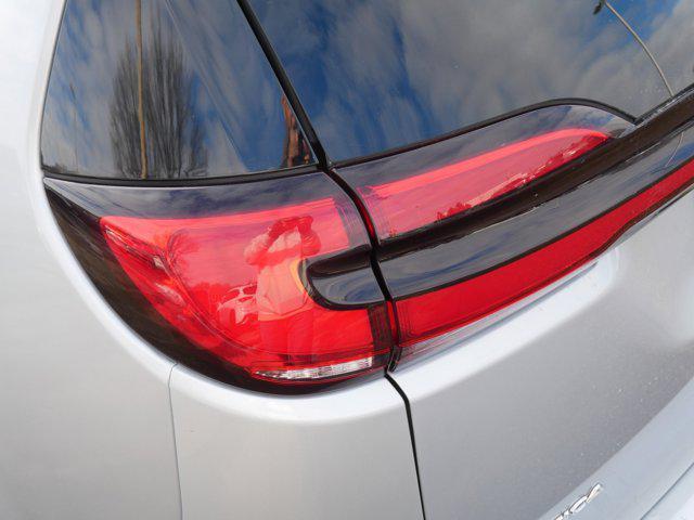 used 2024 Chrysler Pacifica car, priced at $26,996