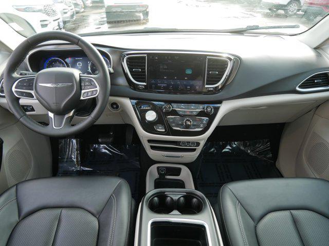used 2024 Chrysler Pacifica car, priced at $26,996