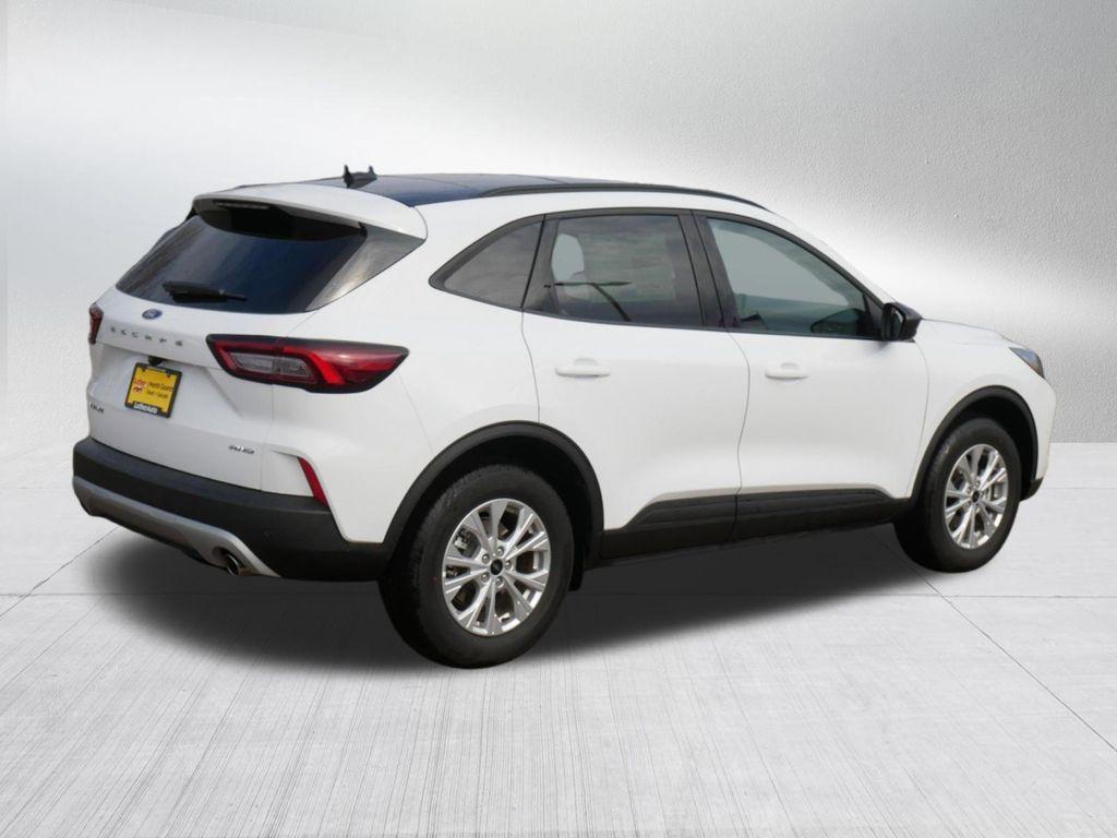 used 2025 Ford Escape car